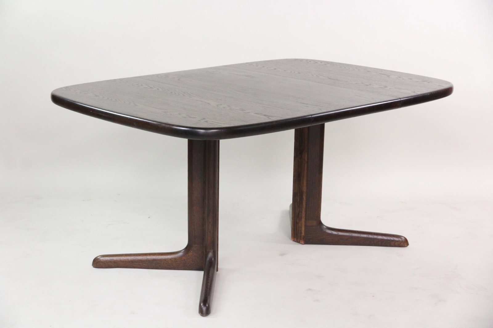 Skovby Expandable Dining Table, Split-Pedestal - 2