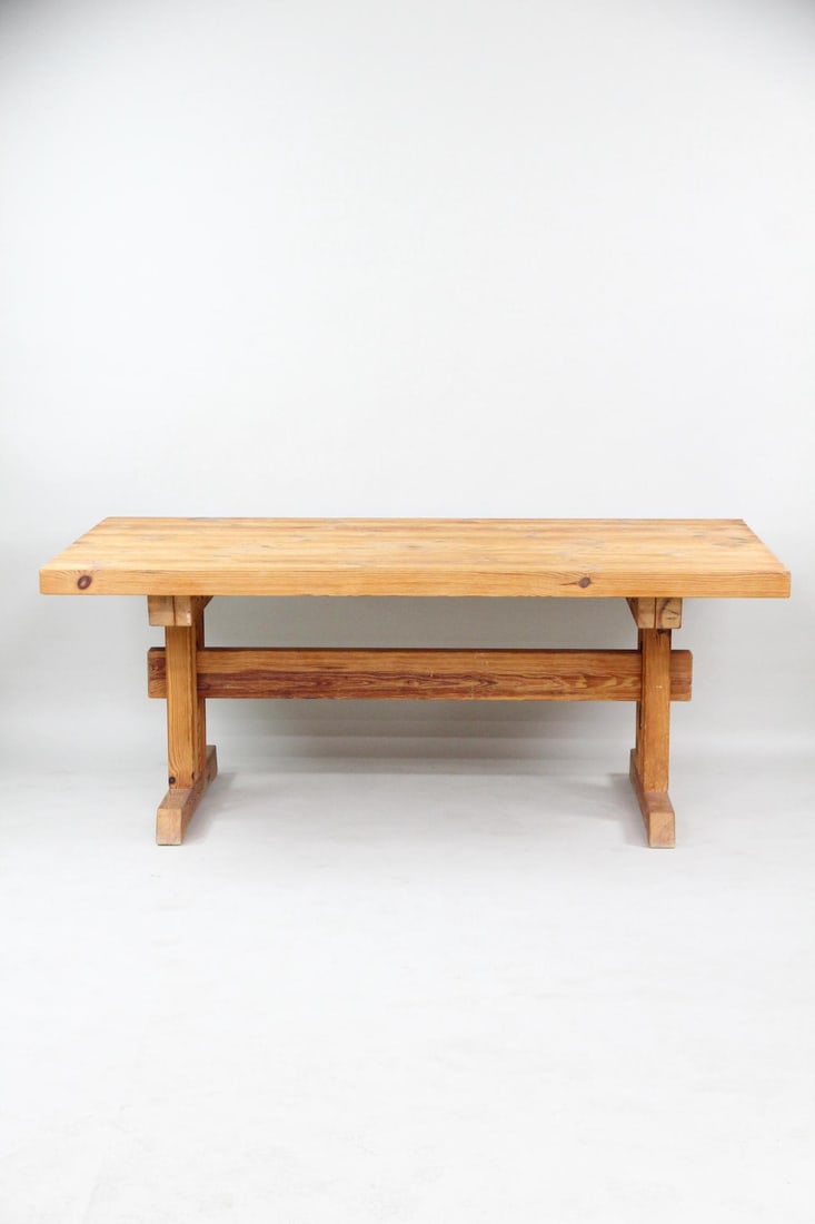 Pine Trestle Farm Table by Hans Frydendal (1 of 12)