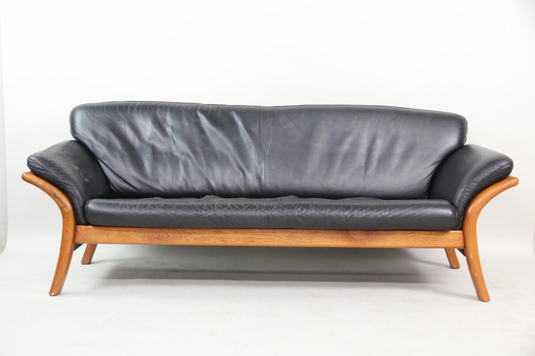 Postmodern Teak & Leather Sofa - 11