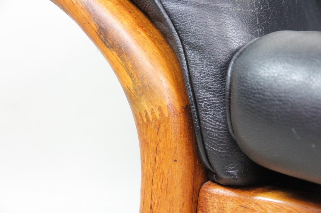 Postmodern Teak & Leather Sofa - 3