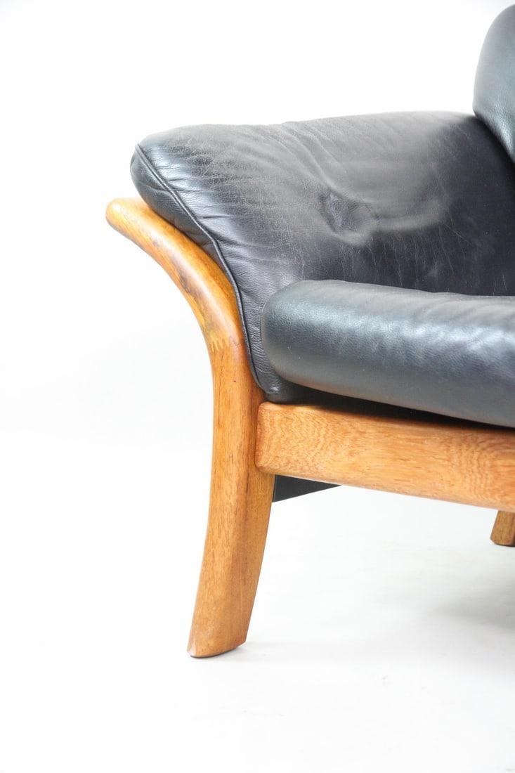 Postmodern Teak & Leather Sofa - 4