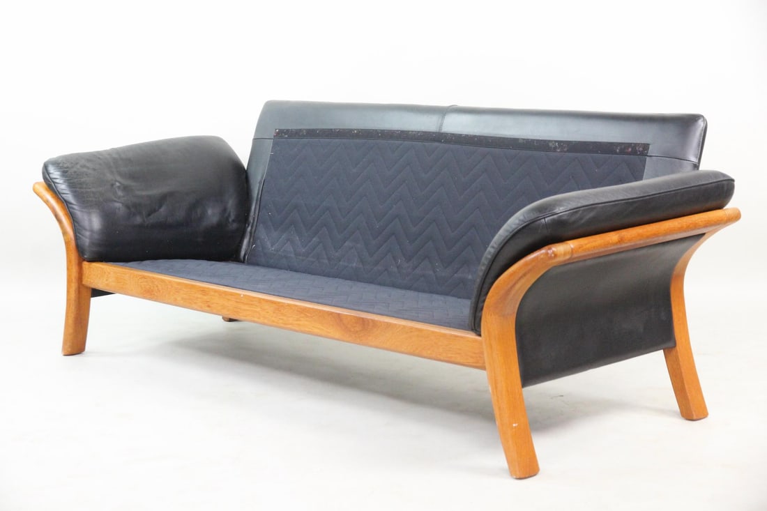 Postmodern Teak & Leather Sofa - 7