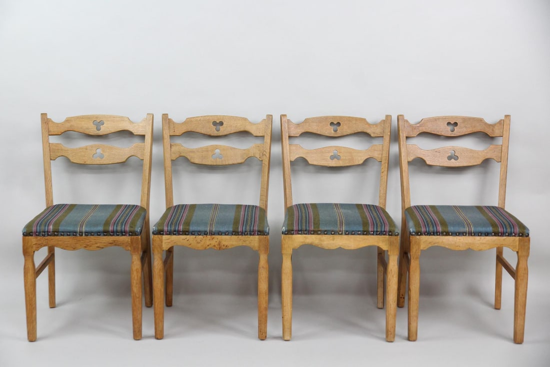 Set of 4 "Razor" Dining Chairs, Henning Kjaernulf: Set of 4 Danish Mid-century Modern Multi Striped "Razorblade" Dining Chairs, Henning Kjærnulf. A great set of chairs featuring carved oak frames and multi color striped upholstery. Unmarked, these ch