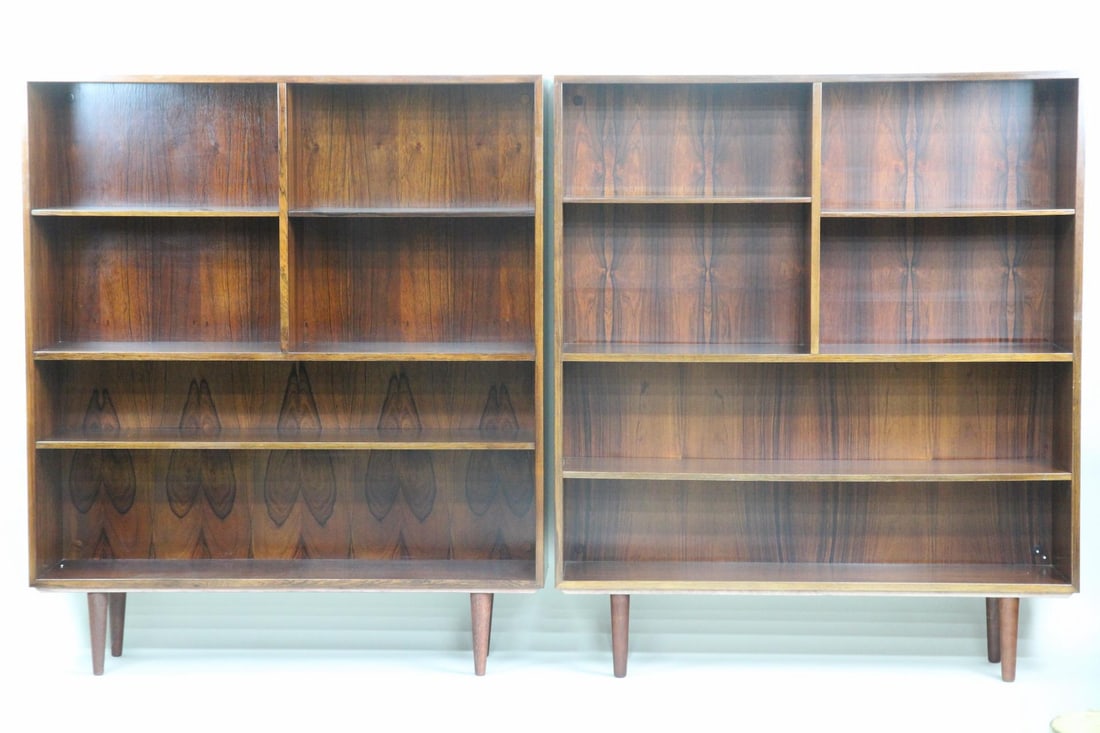 Pair of Omann Jun Rosewood Bookcases, Model 5 (1 of 9)