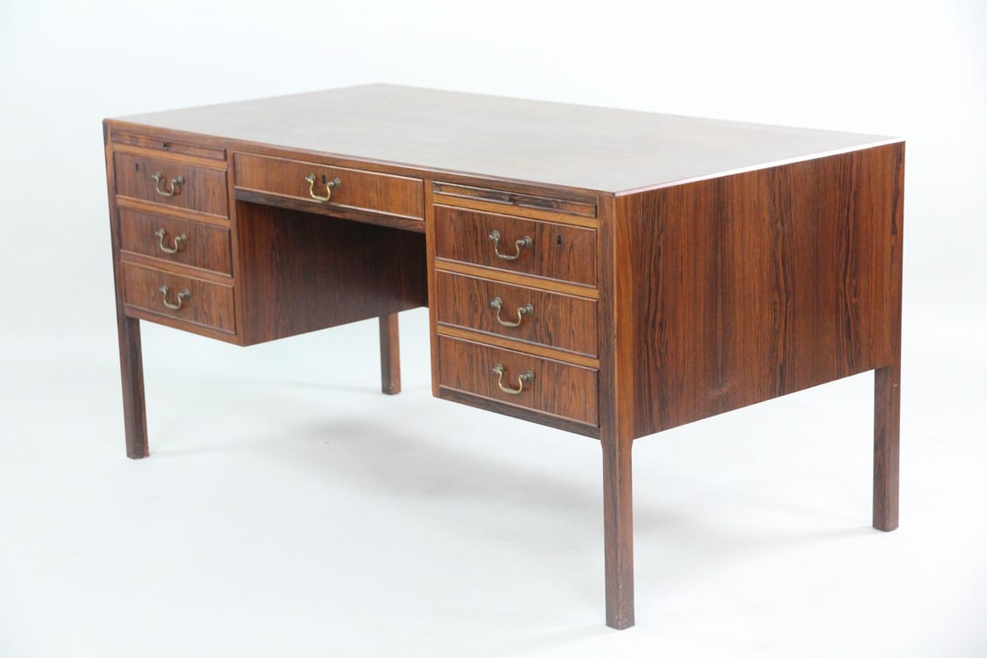 Ole Wanscher Rosewood Executive Desk (1 of 17)