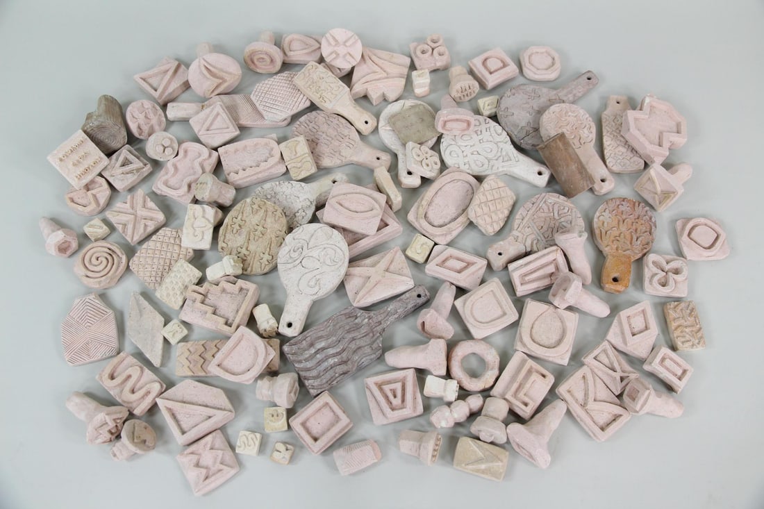 100+ Piece Group of Pottery Stamps, Arnie Zimmerman (1 of 10)