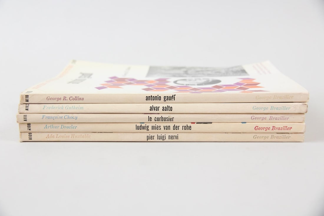 Group of 5 Masters of World Architecture Books, Gaudi, Le Corbusier & More (1 of 11)