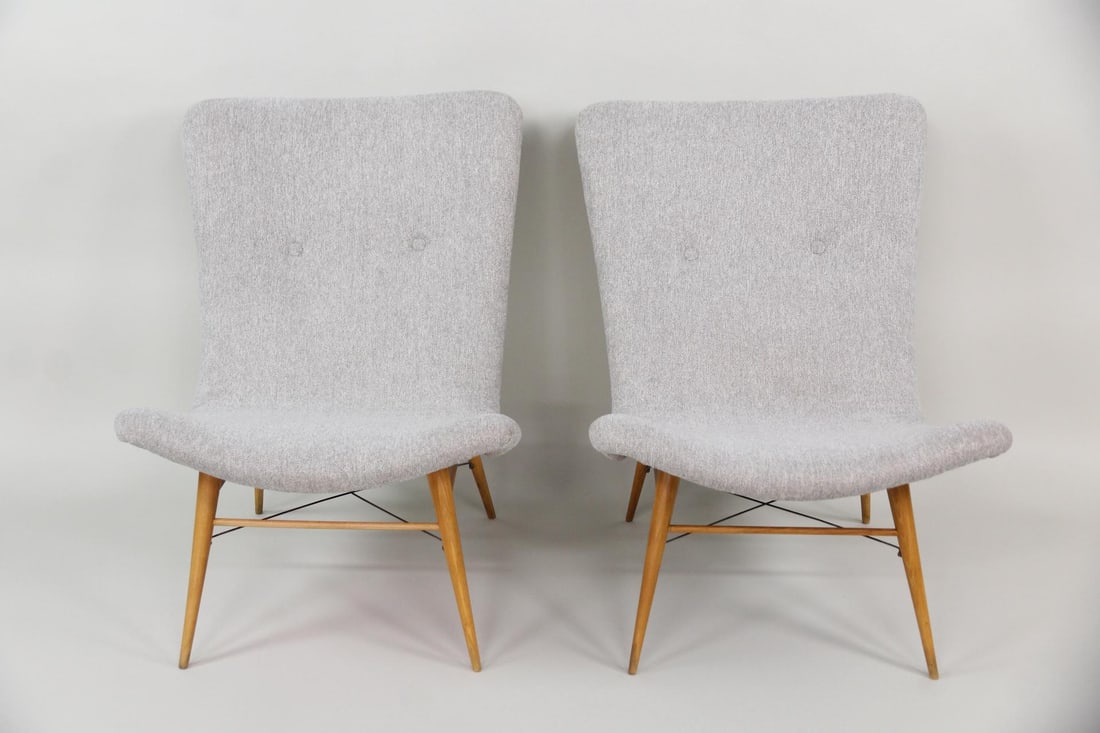 Pair of Miroslav Navratil Lounge Chairs for Cesky Furniture: Mid-century Modern Miroslav Navratil for Cesky Nabytek Lounge Chairs. Chairs with a curved, ergonomic shell design upholstered in a light gray fabric. They are supported by a striking geometric base w
