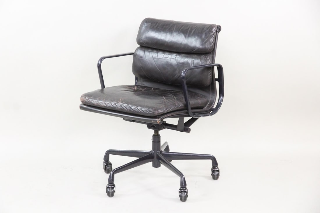 Eames for Herman Miller Soft Pad Management Chair, Black Leather (1 of 20)