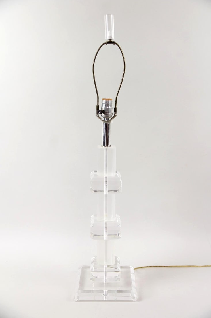 Stacked Lucite Table Lamp (1 of 6)