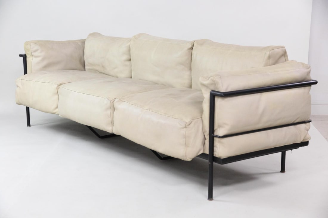 Cream Leather & Black Steel Le Corbusier Sofa, Cassina, 2 of 2 (1 of 20)