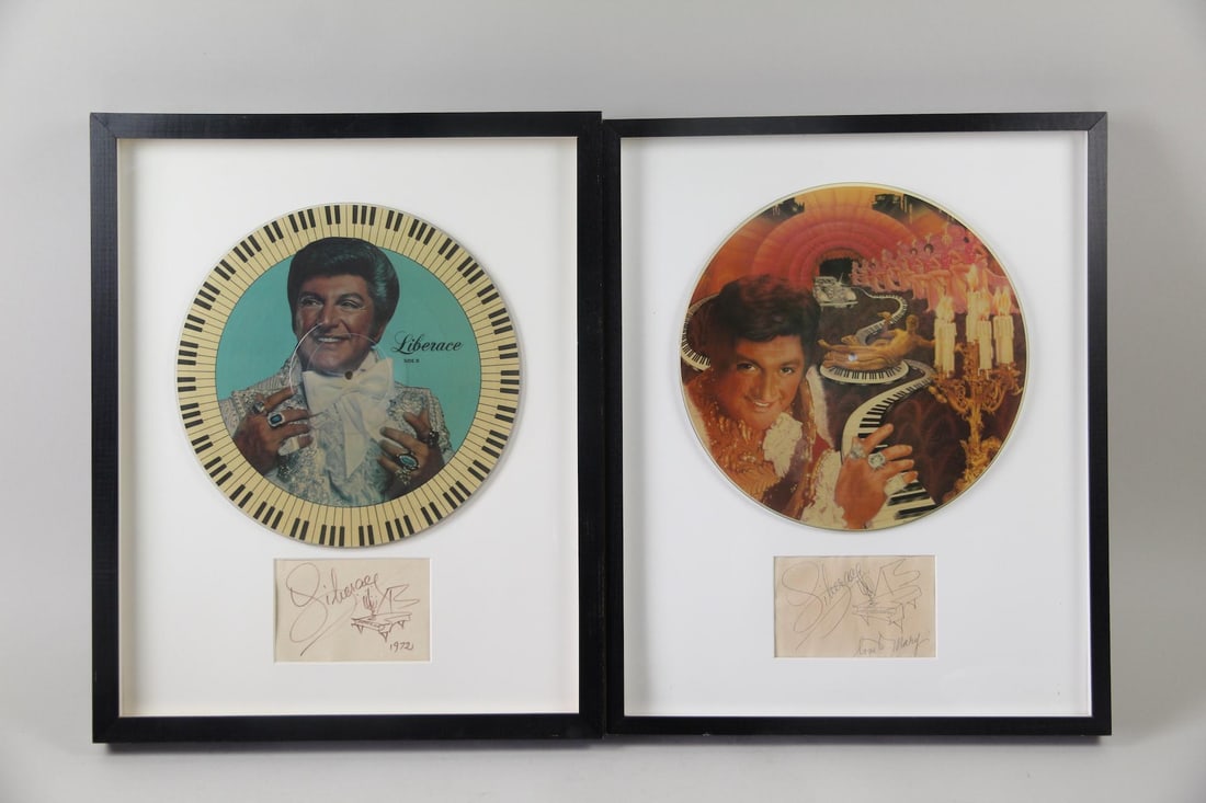 Pair of Framed Liberace Picture Discs with Signatures & Drawings (1 of 11)