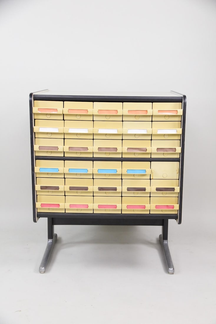 Herman Miller 30-Drawer Card Catalog Cabinet, George Nelson (1 of 13)