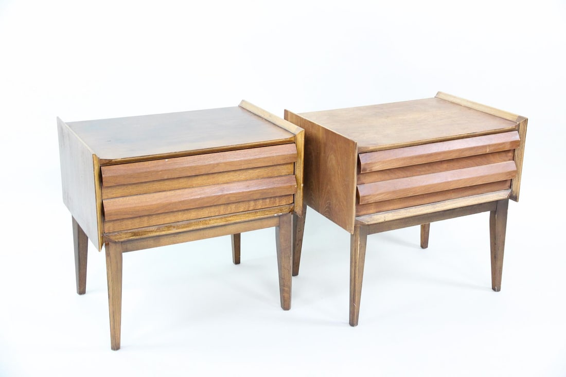 Pair of Lane First Edition Walnut Nightstands (1 of 14)