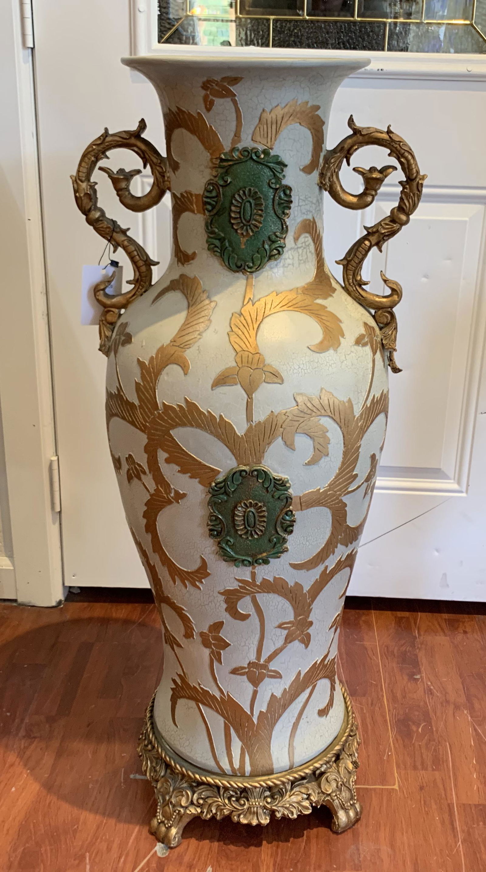 Large Decorative Vase (1 of 7)