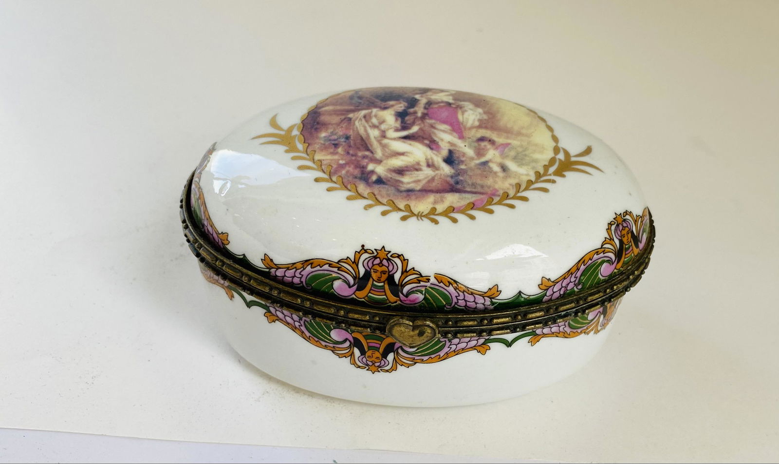 Hand Painted Porcelain Hinged Box (1 of 4)