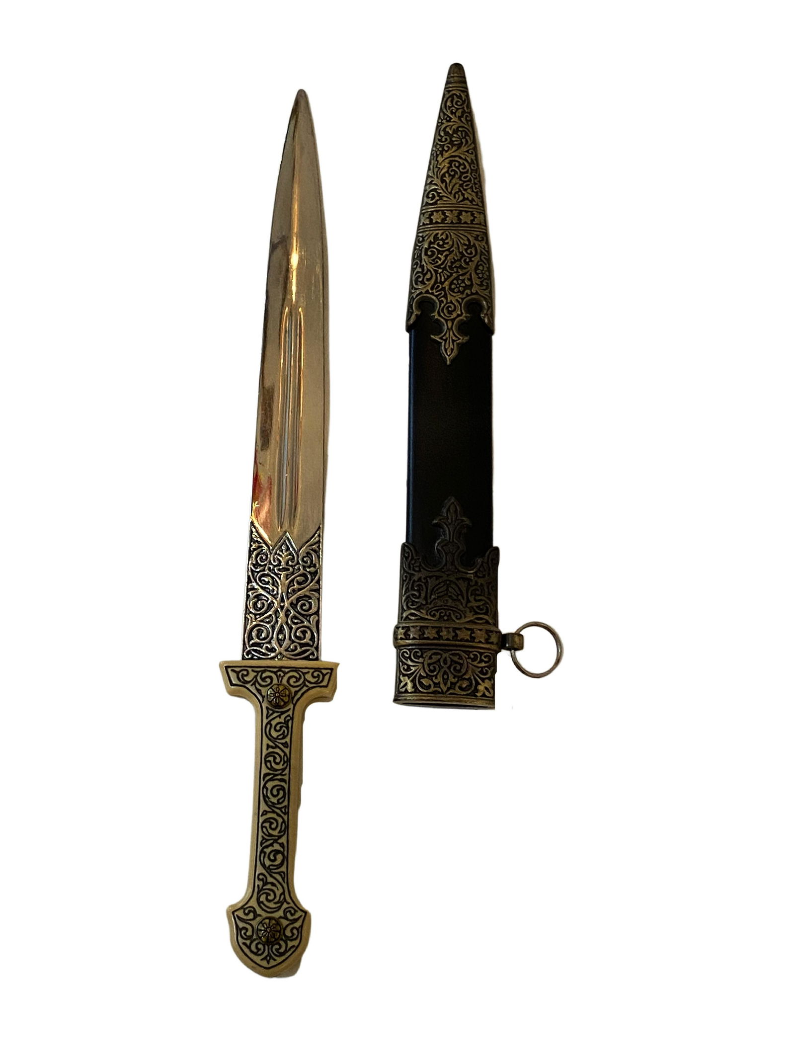 Decorative Dagger and Sheath (1 of 6)