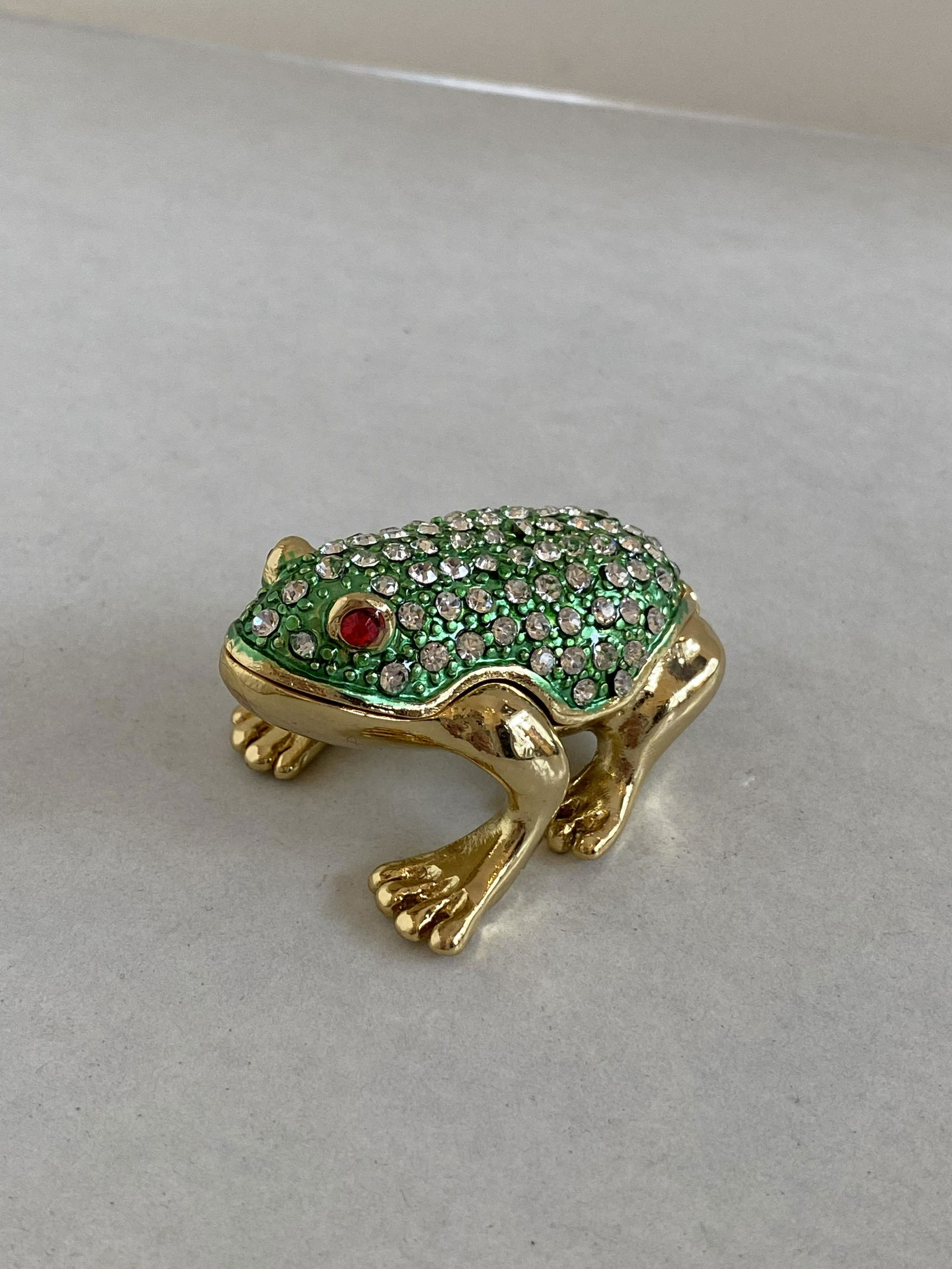 Inlaid Crystal Enamel Frog Trinket Box (1 of 6)