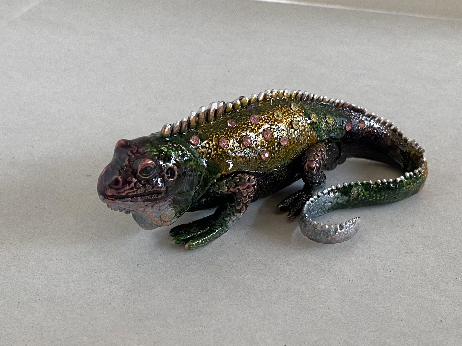 Crystal and Enamel Iguana Trinket Box: Crystal and Enamel Iguana Trinket Box 1.5"H x 4"L x 3"W