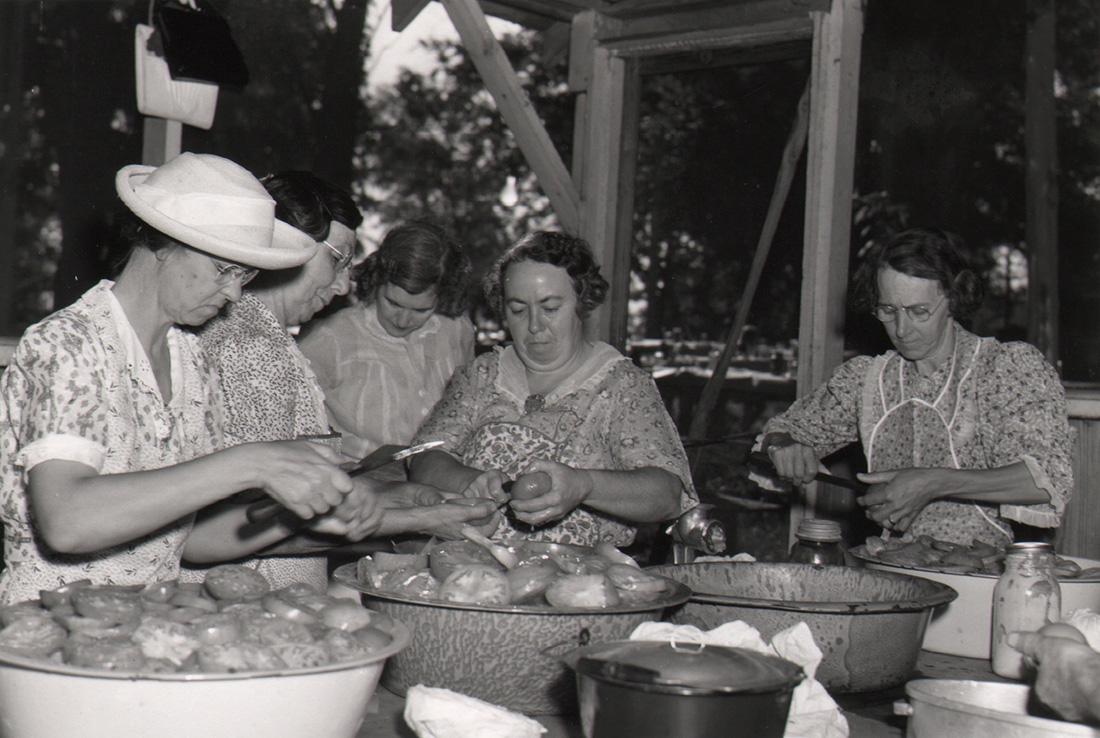 Marion Post Wolcott, St. Thomas Church, 1940 (1 of 3)