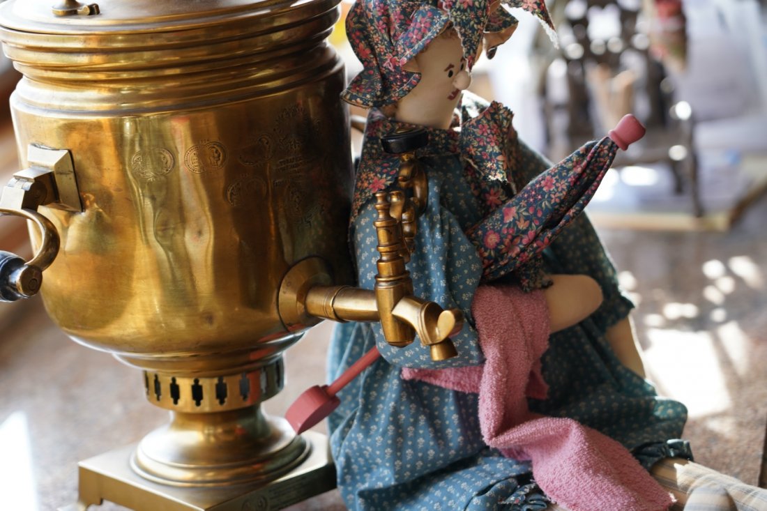 1870 Imperial Russian Batashev Brass Samovar (1 of 19)