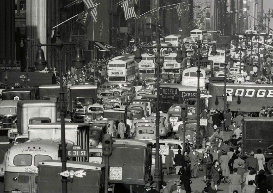 ANDREAS FEININGER, TRAFFIC ON 5TH AVE, NEW YORK CITY, 1948 (1 of 1)