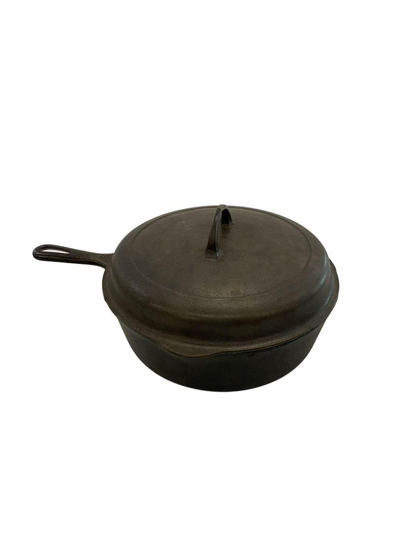 Cast Iron Griswold w lid: Cast Iron Griswold w lid