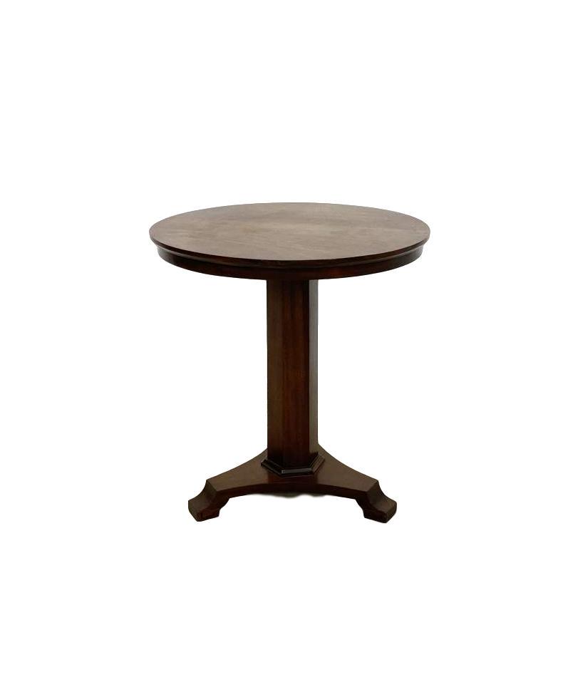 Antique Pedastool Table: Antique Pedastool Table