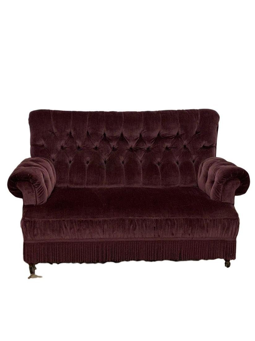 Fantastic Vintage purple velvet tuffed loveseat: Fantastic Vintage purple velvet tuffed loveseat