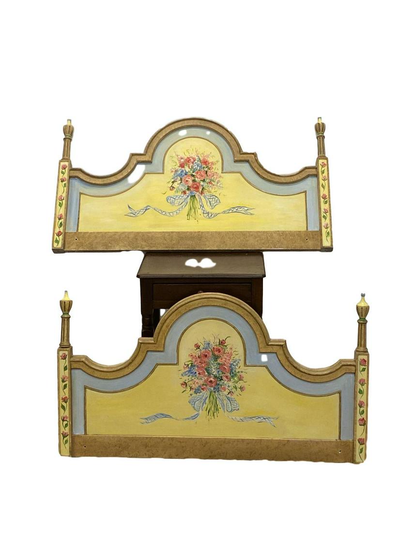 French country headboard and footboard: French country headboard and footboard
