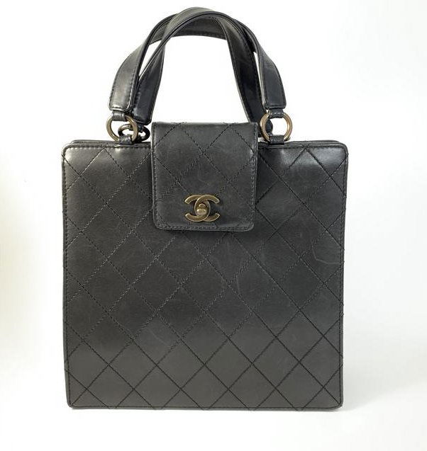 Vintage Black Chanel Bag (1 of 14)