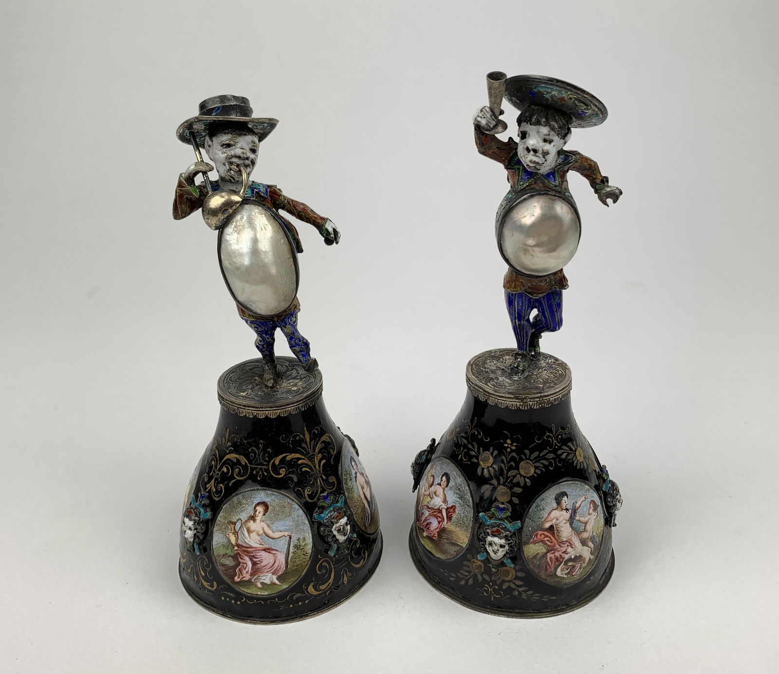A Pair of Meissen Style Mother of Pearl Figural Bells (1 of 17)