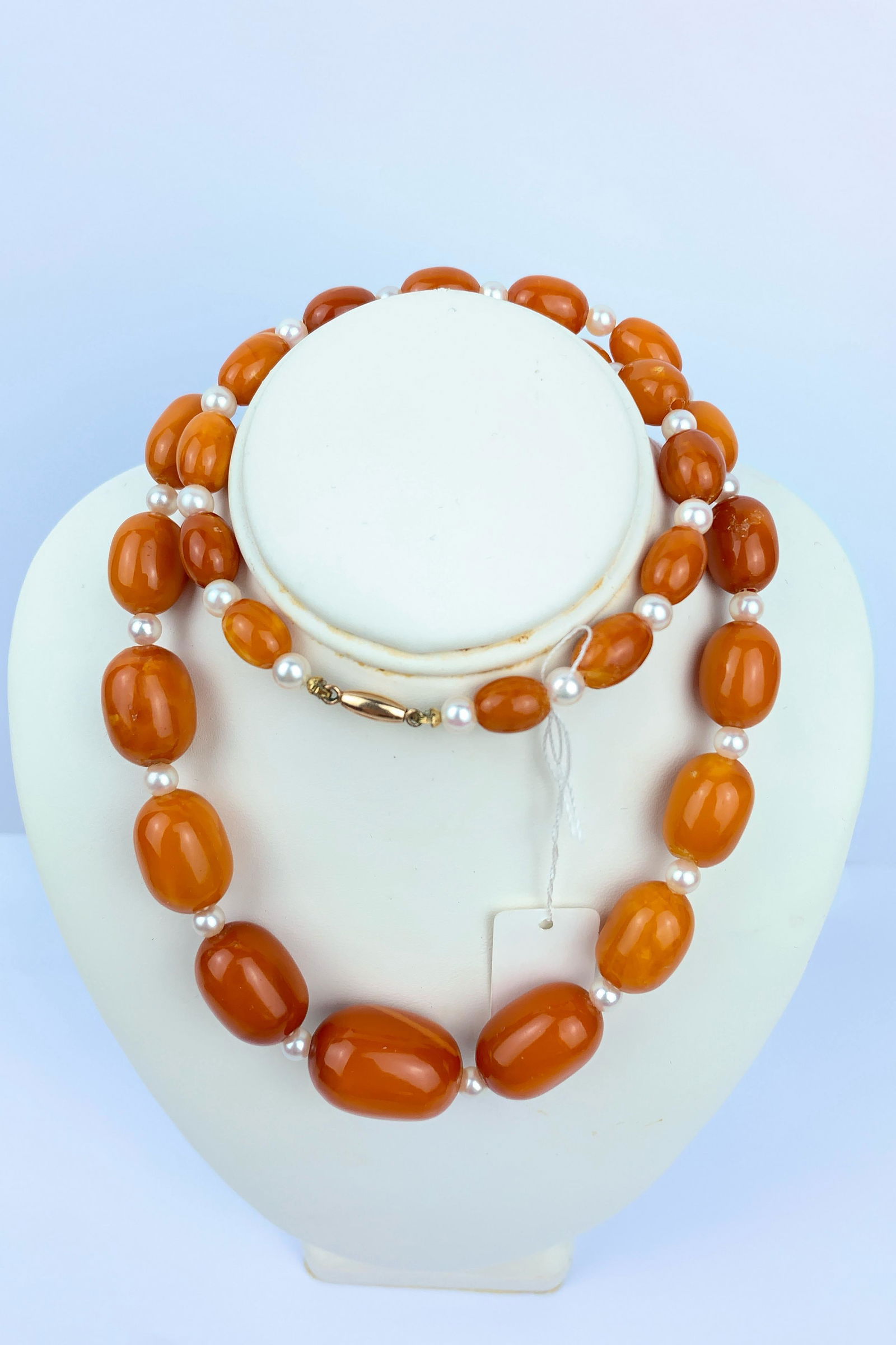 A Butterscotch Amber Pearl Bead Necklace (1 of 7)
