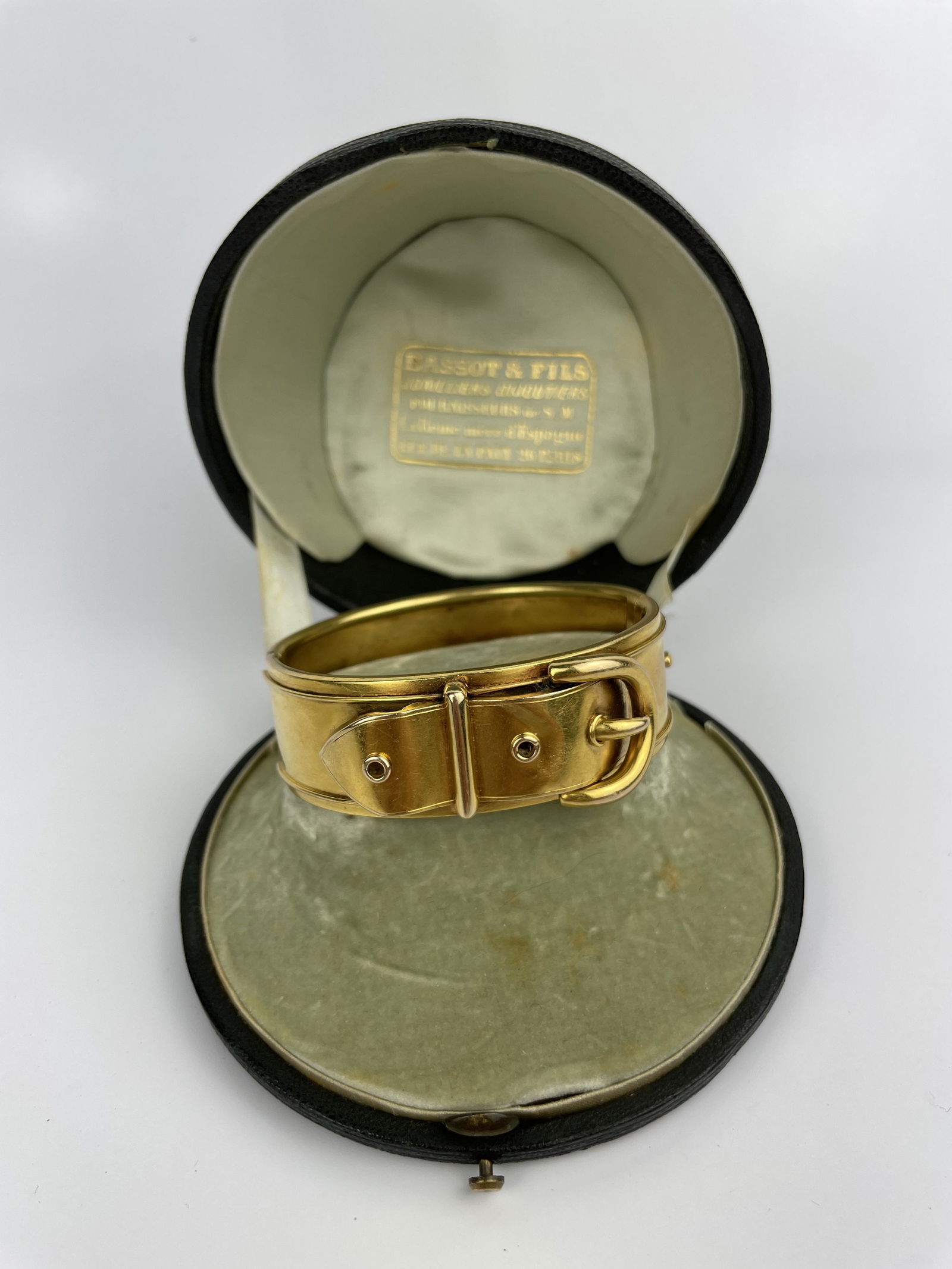 A Victorian 14k Gold Belt Buckle Bangle Bracelet (1 of 10)