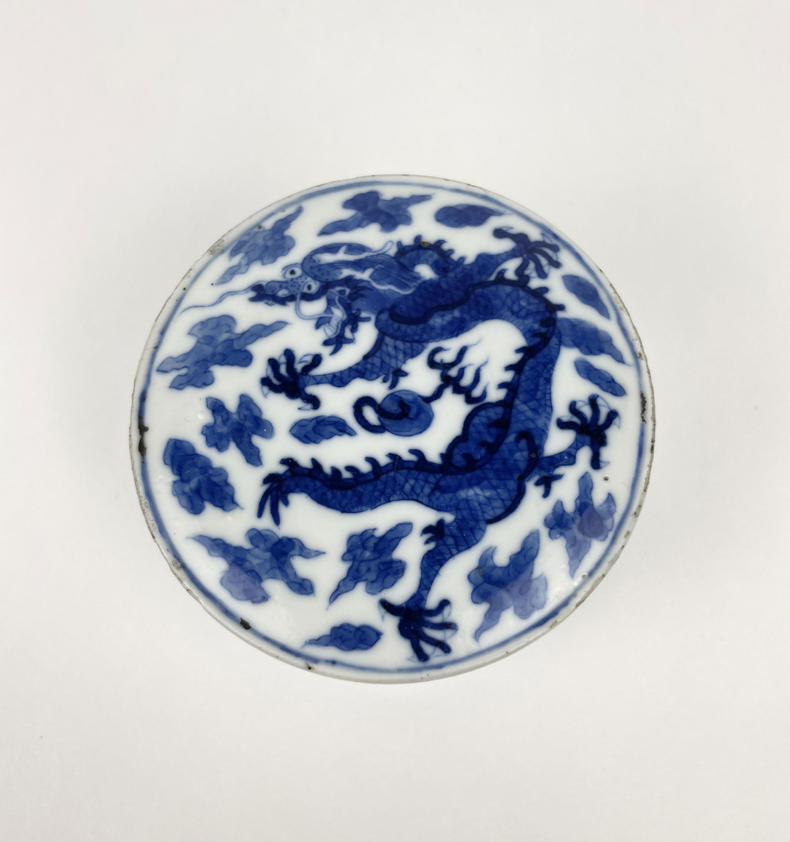 A Chinese 19th Dragon Blue & White Porcelain Paste Box (1 of 18)