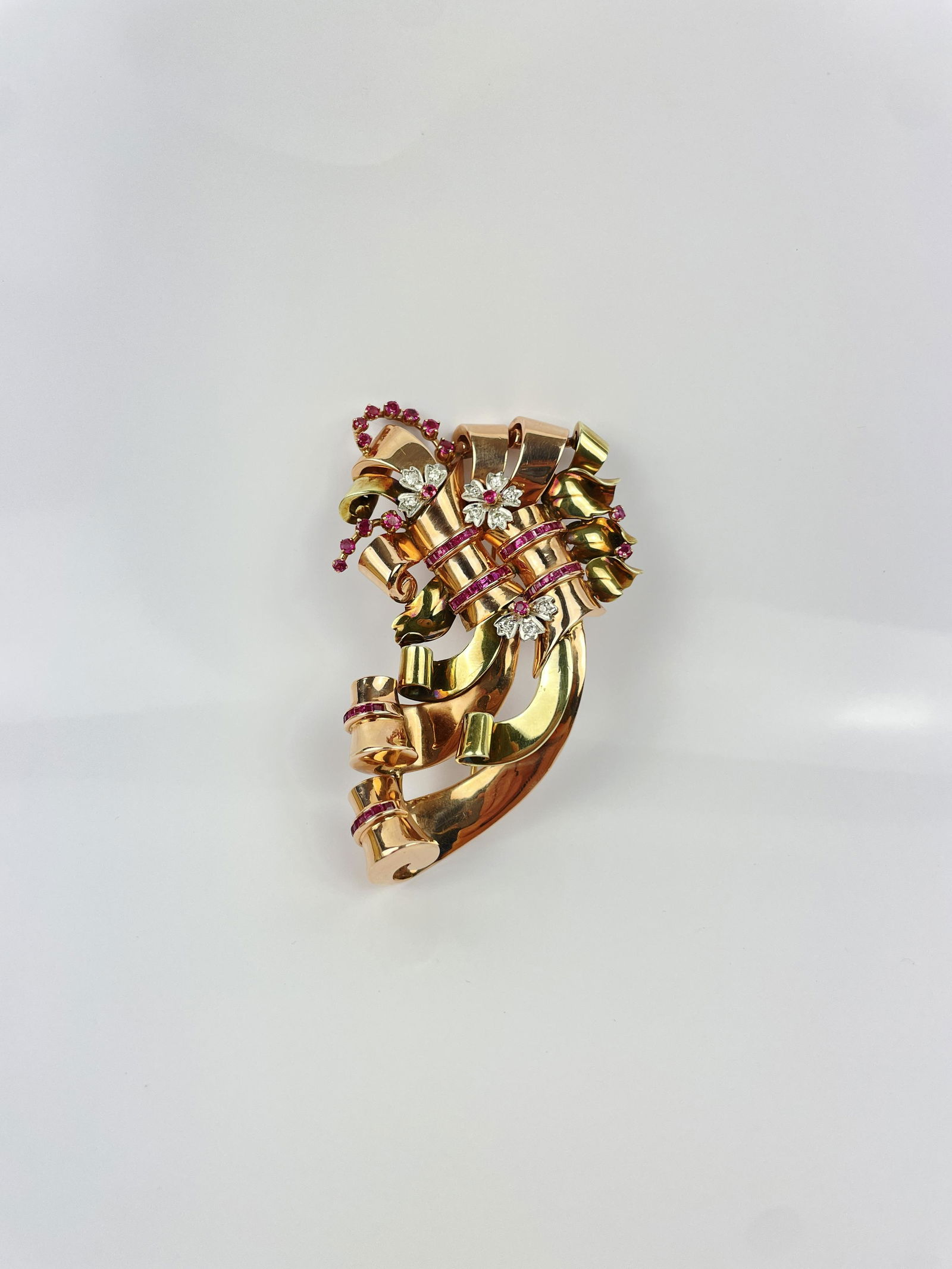 A Large Retro Multi Tone 14k Gold Ruby Diamond Brooch Pin (1 of 14)