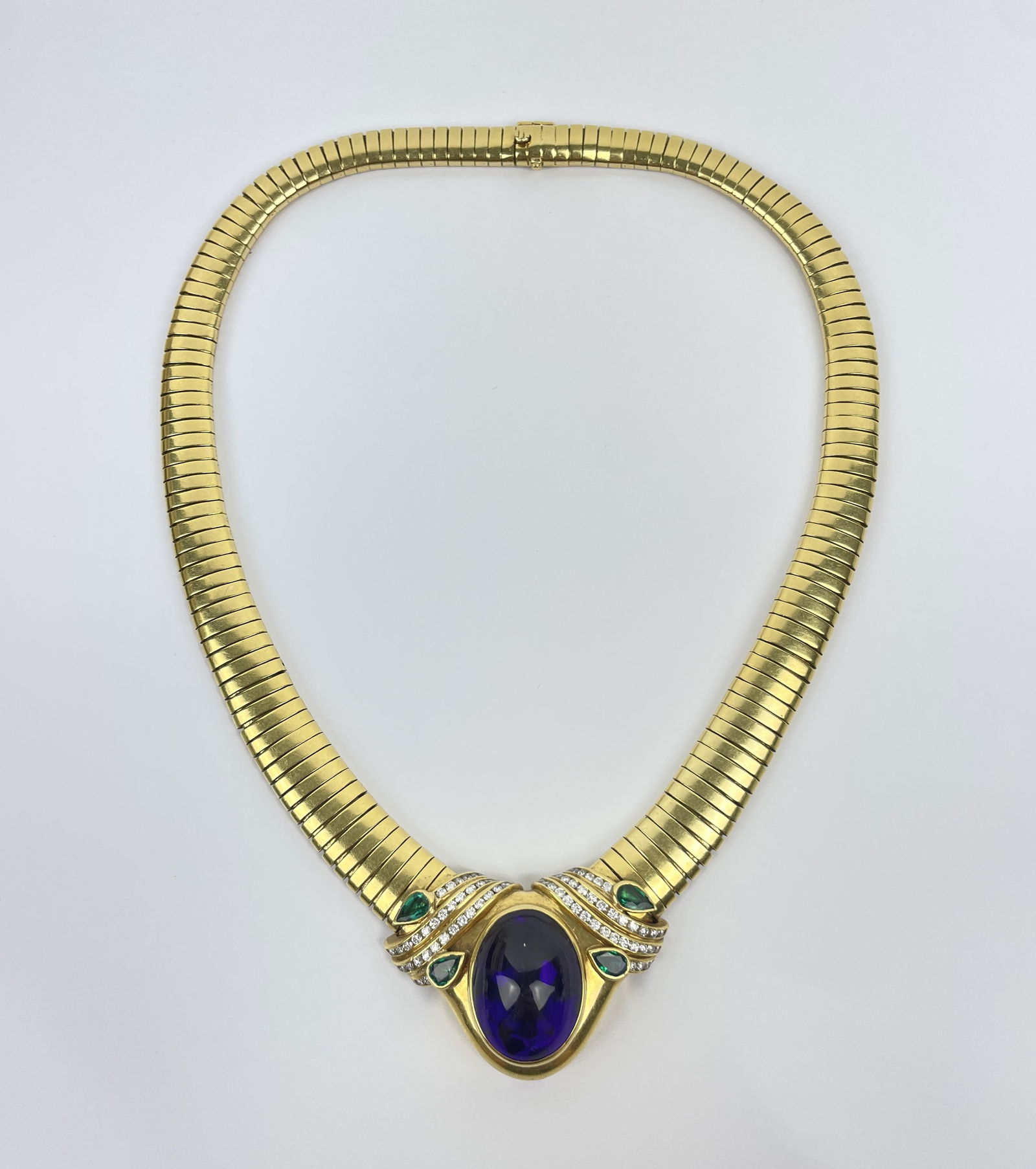 A Vintage Gemlok 18k Gold Diamond Emerald Amethyst Cabochon Necklace (1 of 19)