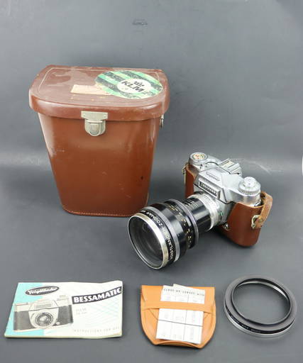 A Vintage Voigtlander Bessamatic Camera With Case And Lens