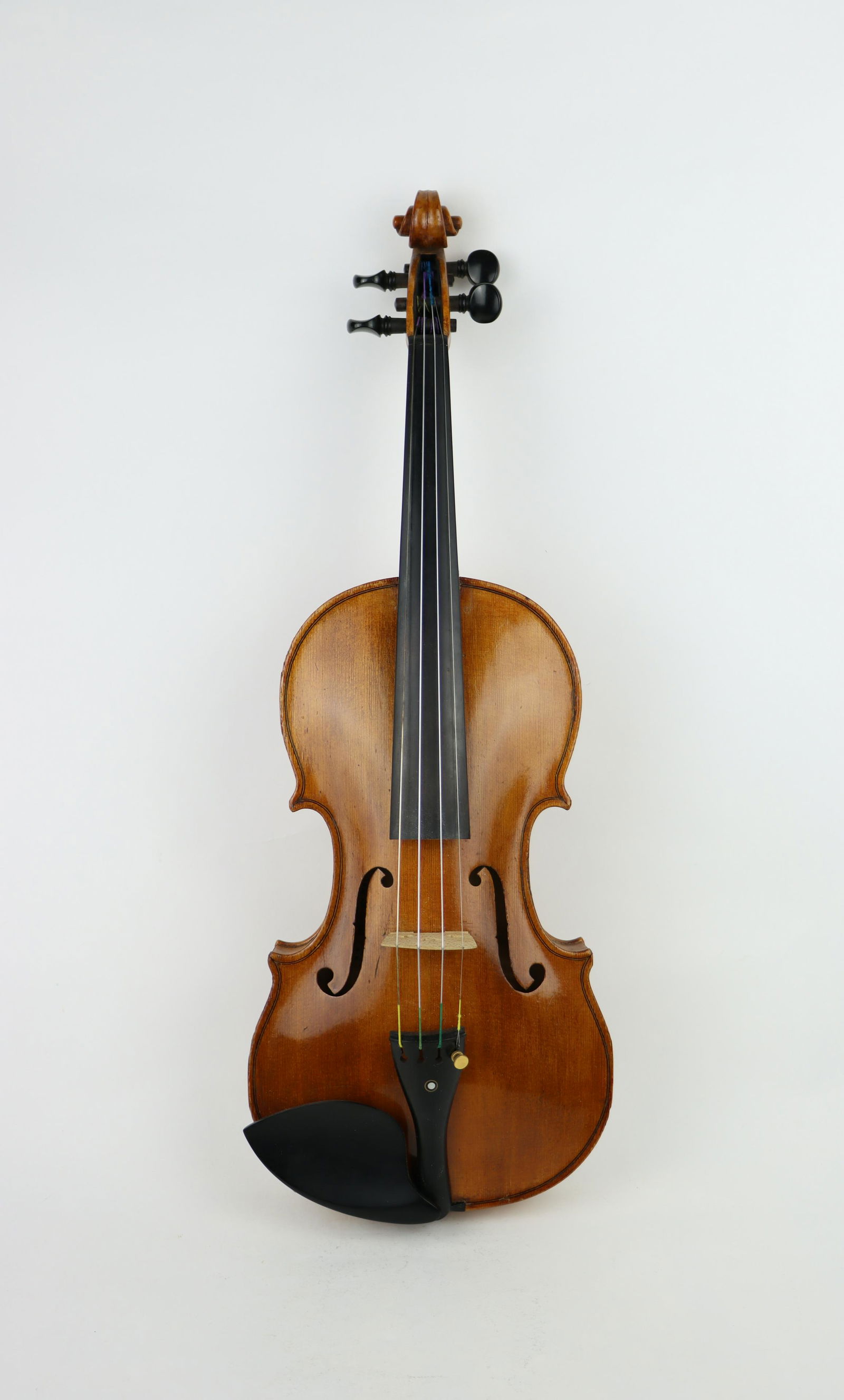 A Fine Italian Violin Labelled Azzo Rovescalli (1 of 17)