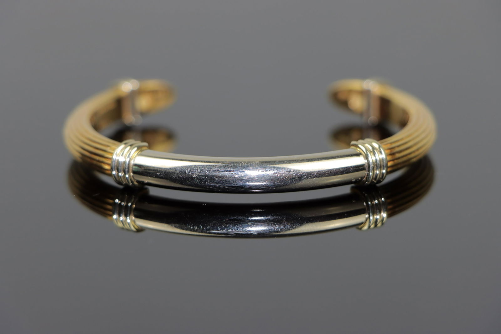 Vintage Boucheron 18K Gold Cuff Bracelet (1 of 20)