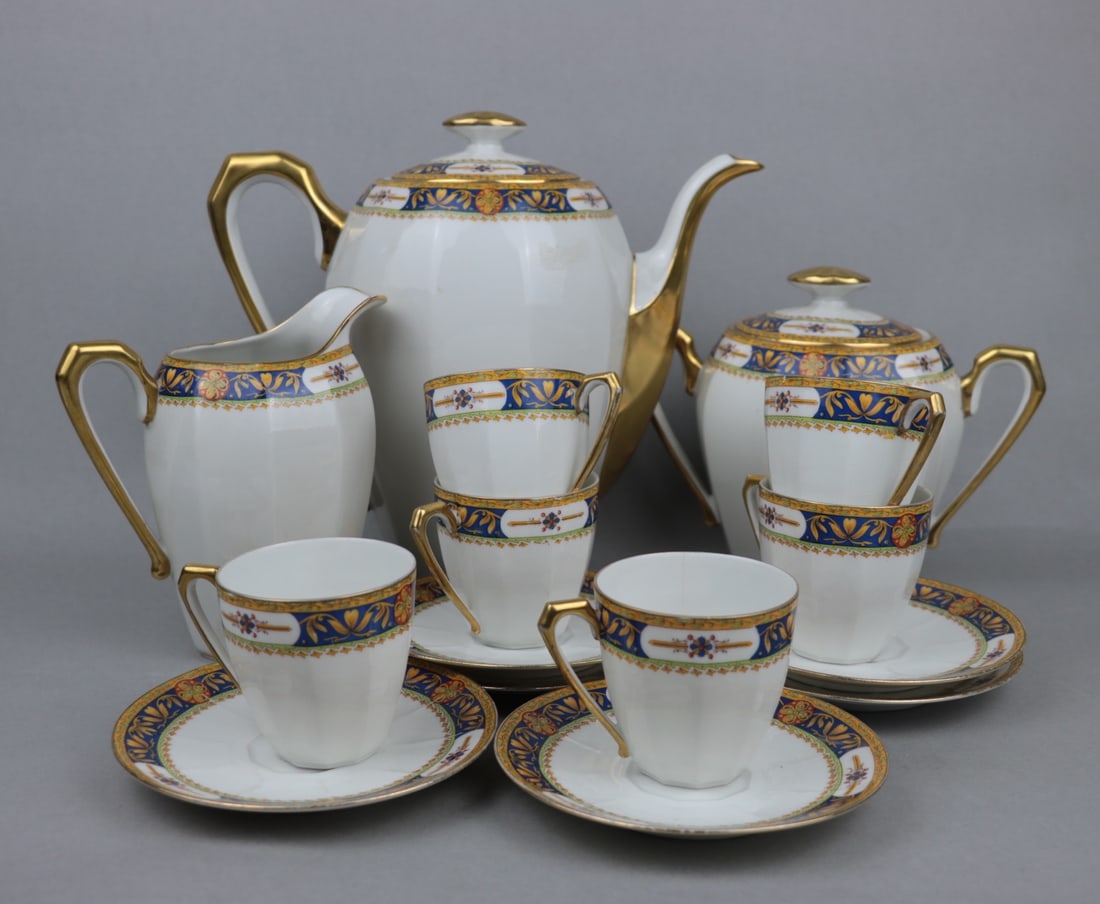 France A.Giraud Limoges Gold & Blue Pattern Tea Set (1 of 20)