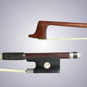 A VIOLIN BOW BY BURKHARD MENZE