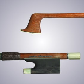 A VIOLIN BOW BY ALBERT NURNBERGER