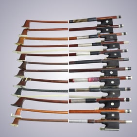 BUNDLE A - A MIXED LOT OF 12 BOWS