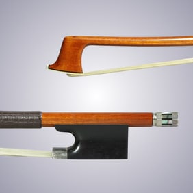 A STRONG SILVER MOUNTED VIOLIN BOW UNSTAMPED