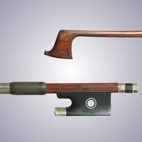 A VIOLIN BOW BY FRITZ GUTTER 1926