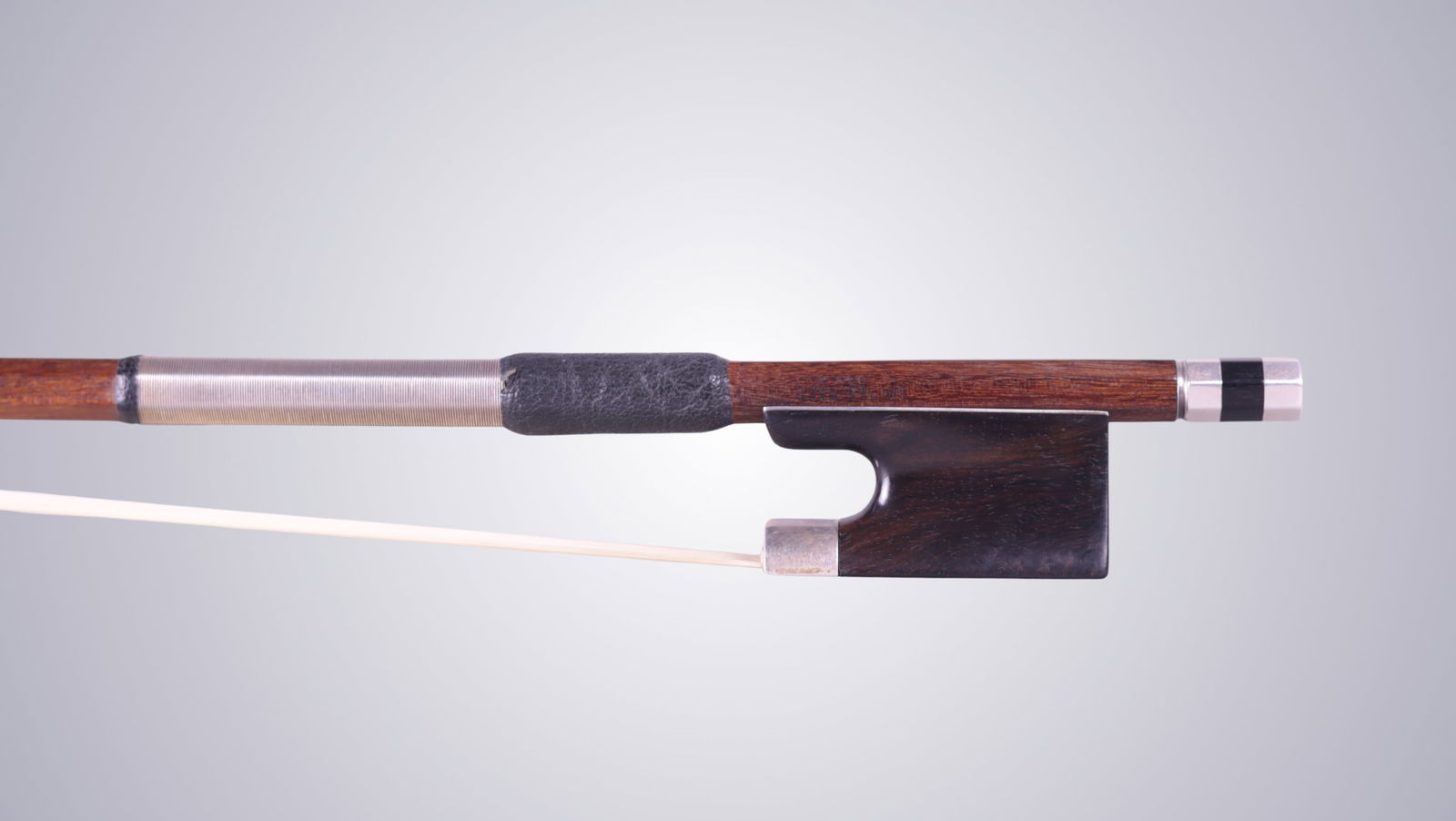A VIOLA BOW STAMPED GEZA BALINT - 4