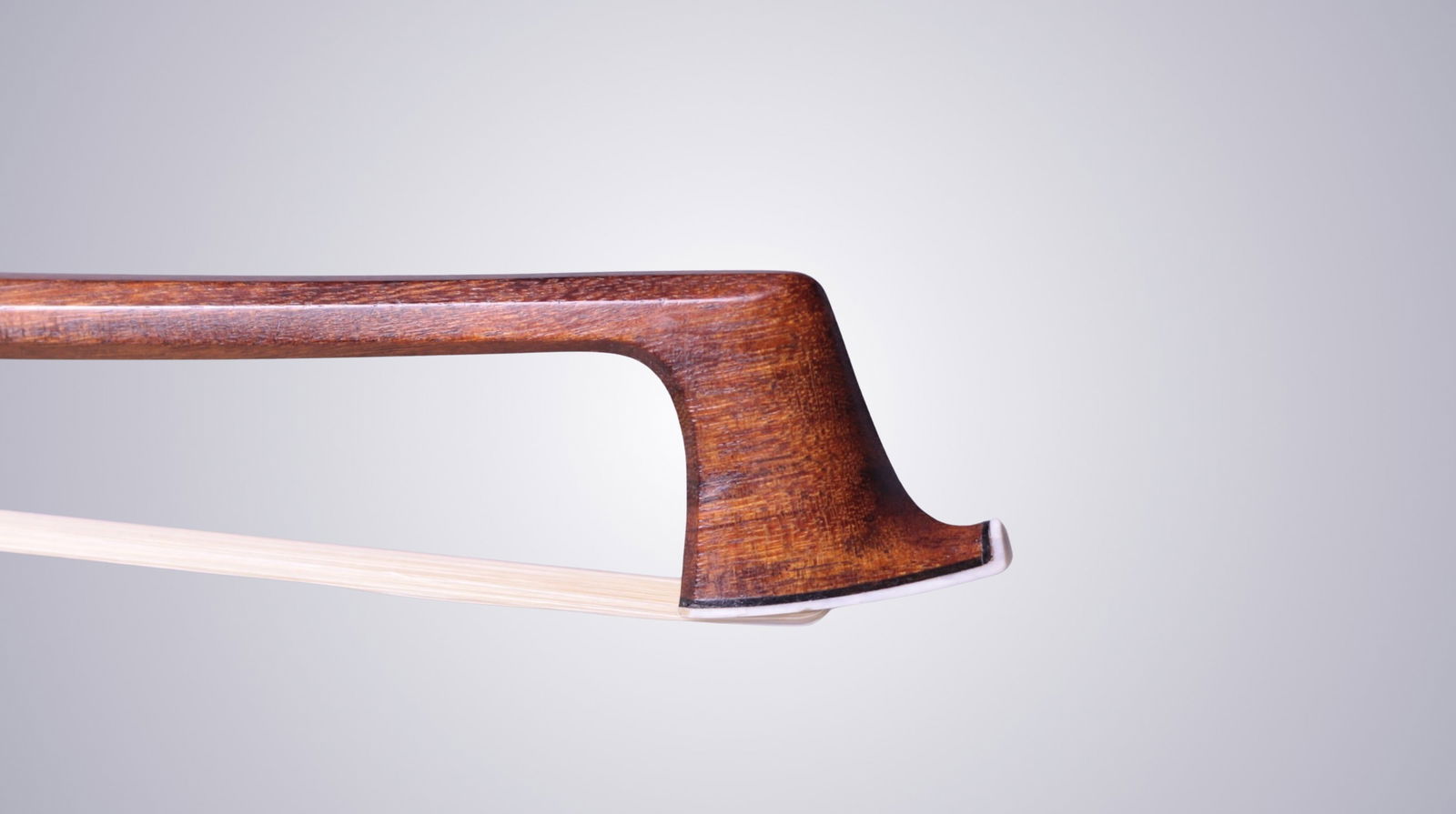 A VIOLA BOW STAMPED GEZA BALINT - 8