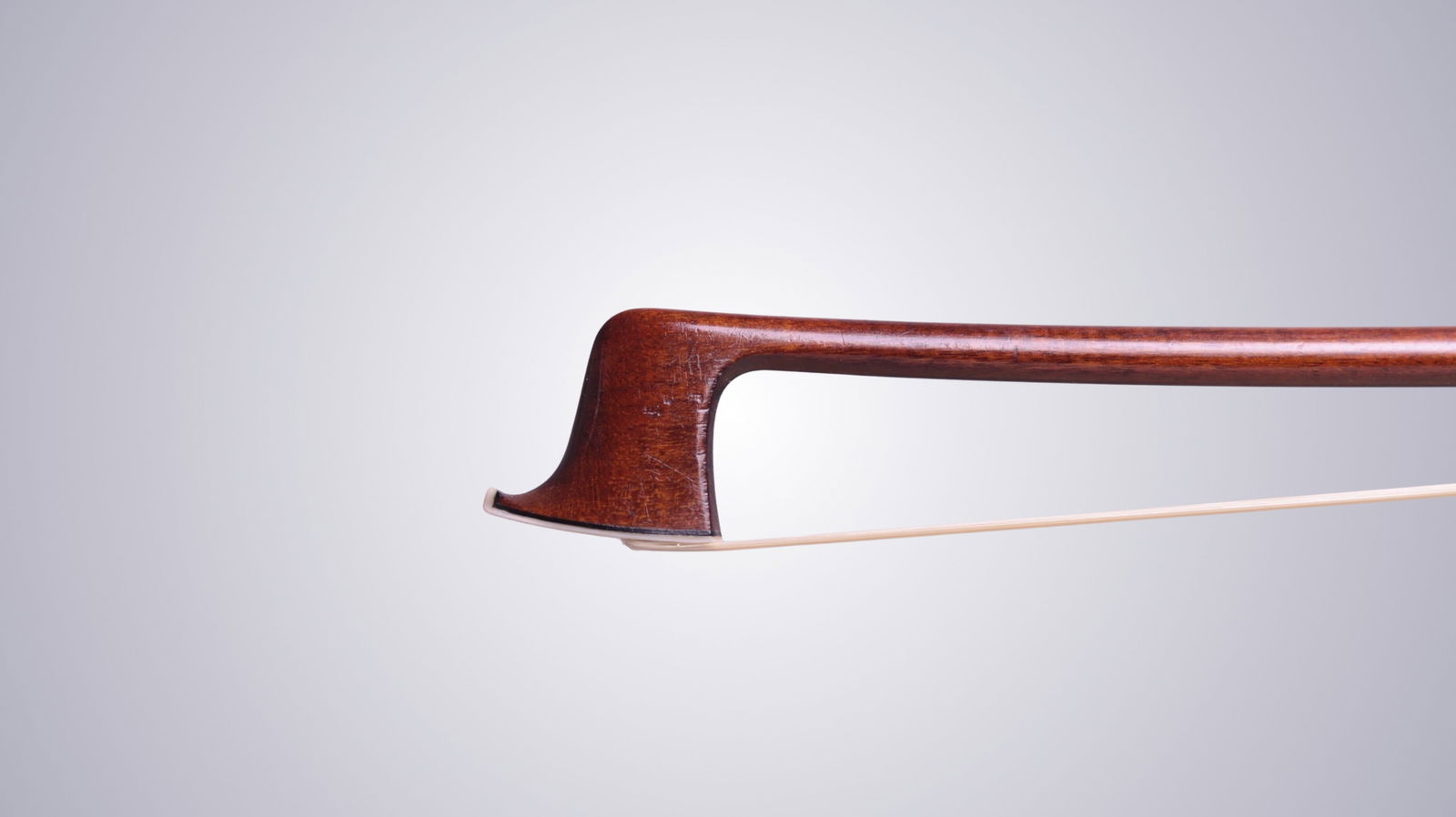 A VIOLA BOW ATTRIBUTED TO OTTO HOYER - 3