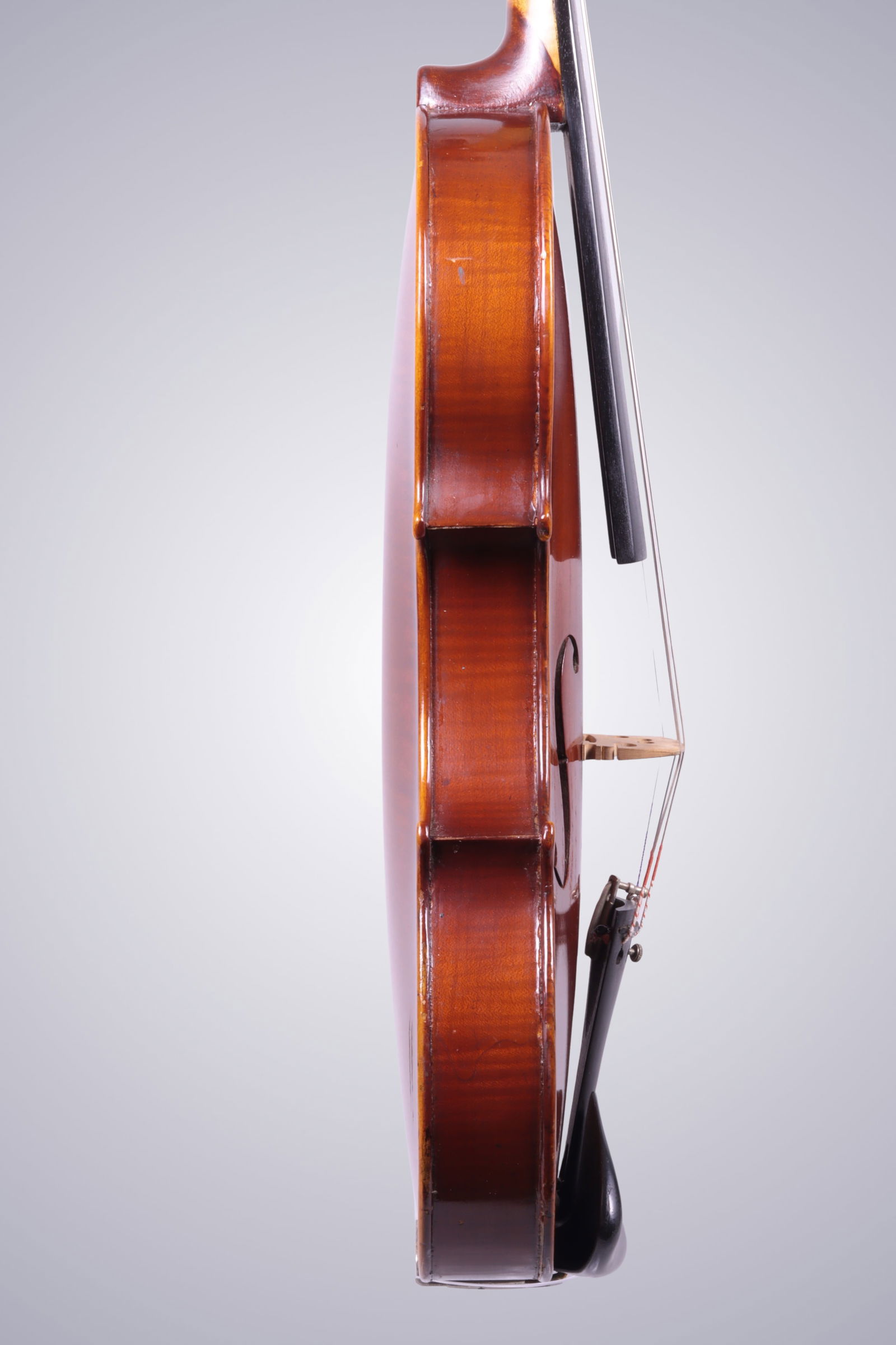 A VIOLIN LABELED ALBERT DEBLAYE - 13